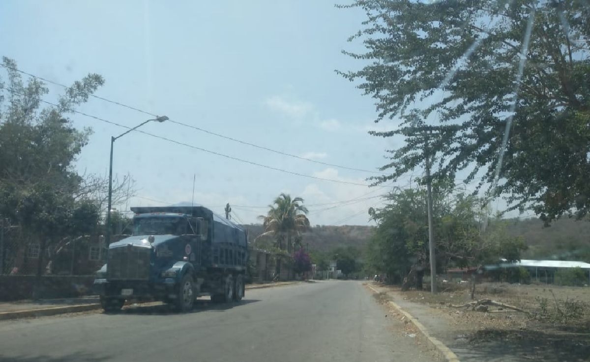 Persisten los daños ambientales a la laguna de Coatetelco