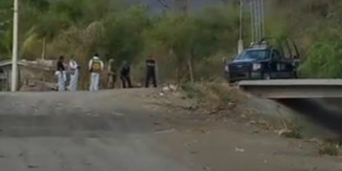 Hallan cadáver desmembrado en Zacatepec