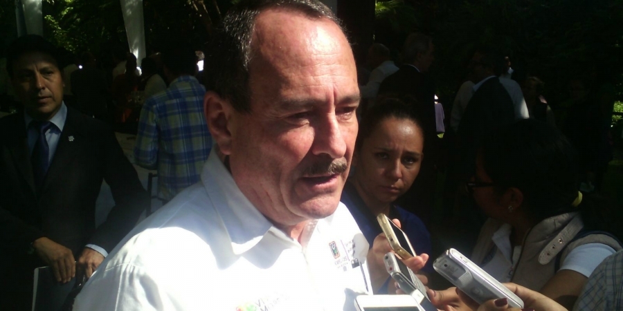 Afirma titular de la SMyT que comparecerá ante el Congreso; rechaza que el sector esté paralizado