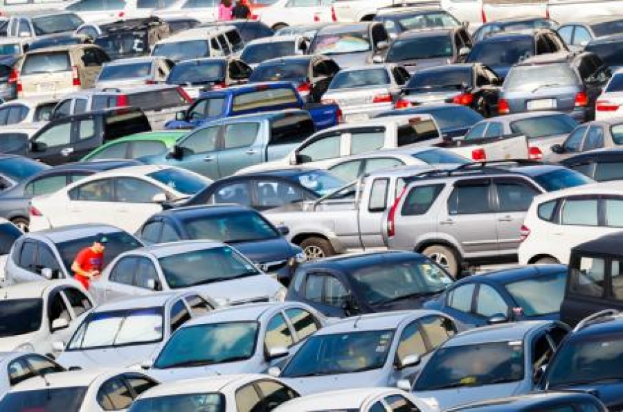 Reino Unido prohibirá vehículos diésel y de gasolina para 2040