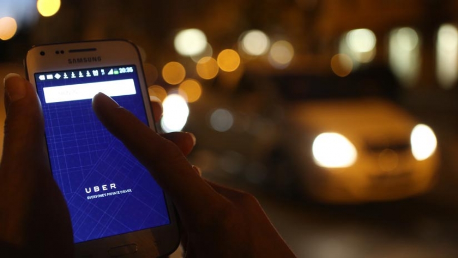 Taxistas anuncian que impedirán la llegada de Uber