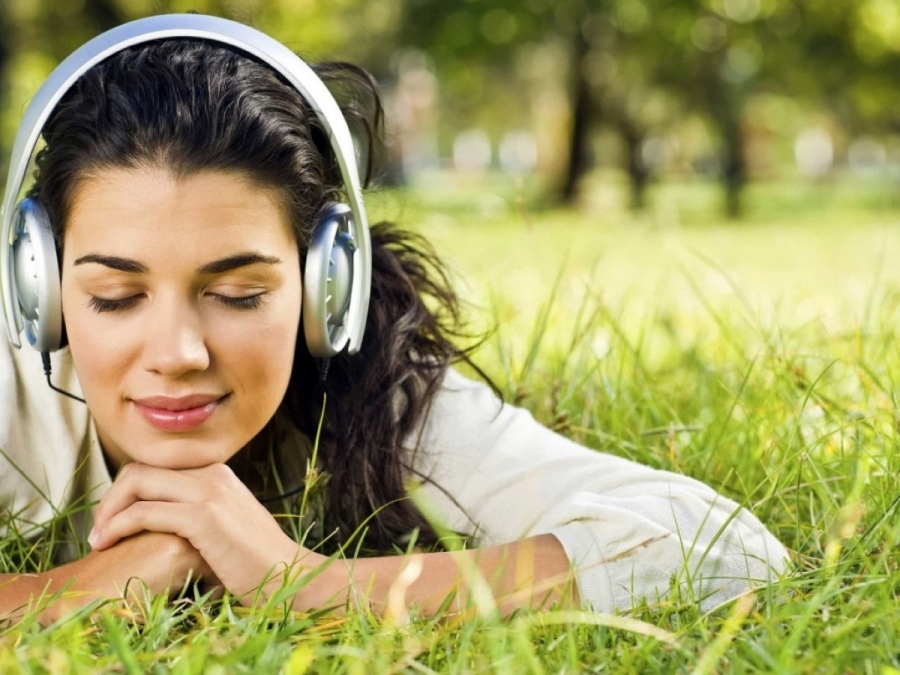 ¿Quieres ser feliz? Escucha música depresiva
