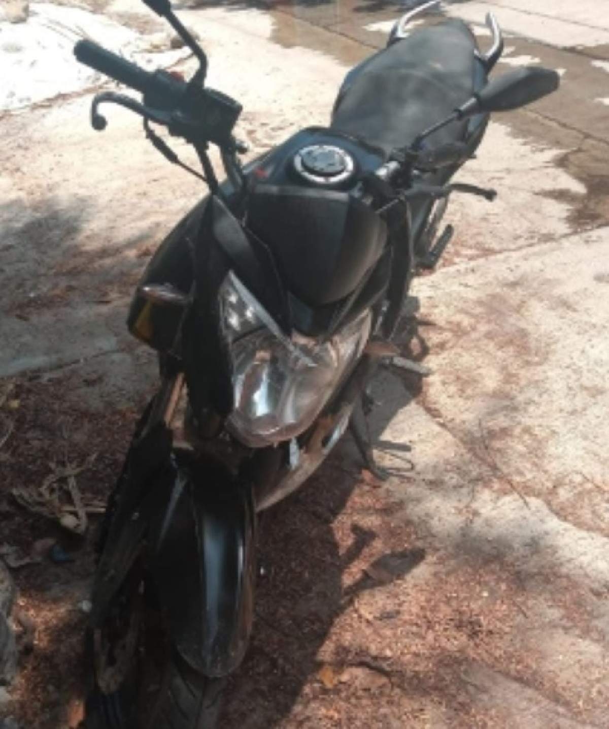 Abandonan una motocicleta en Miacatlán