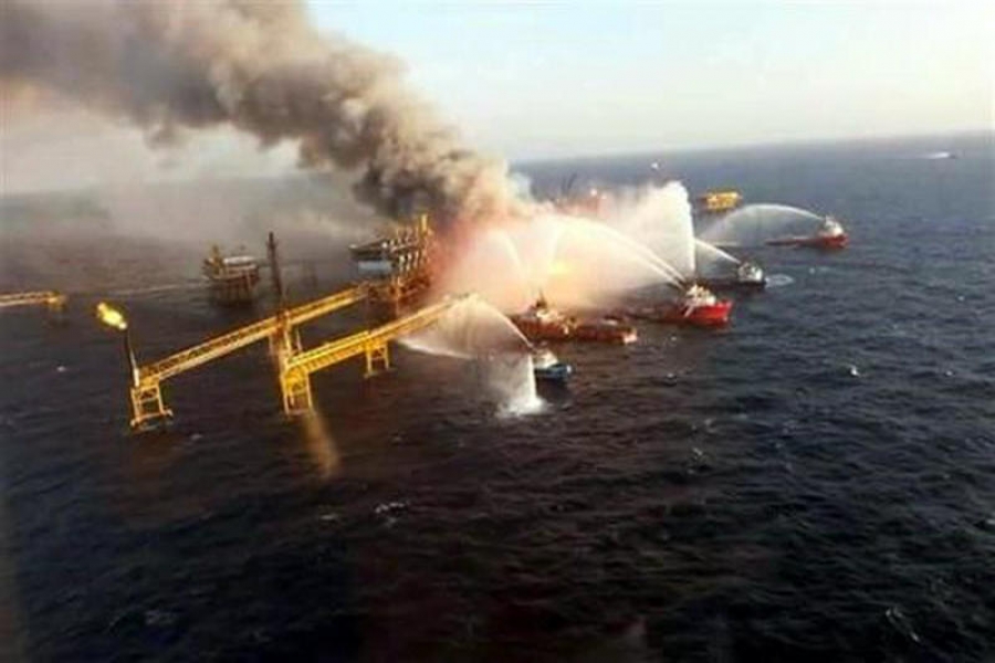 Explosión en plataforma de Campeche deja 3 muertos
