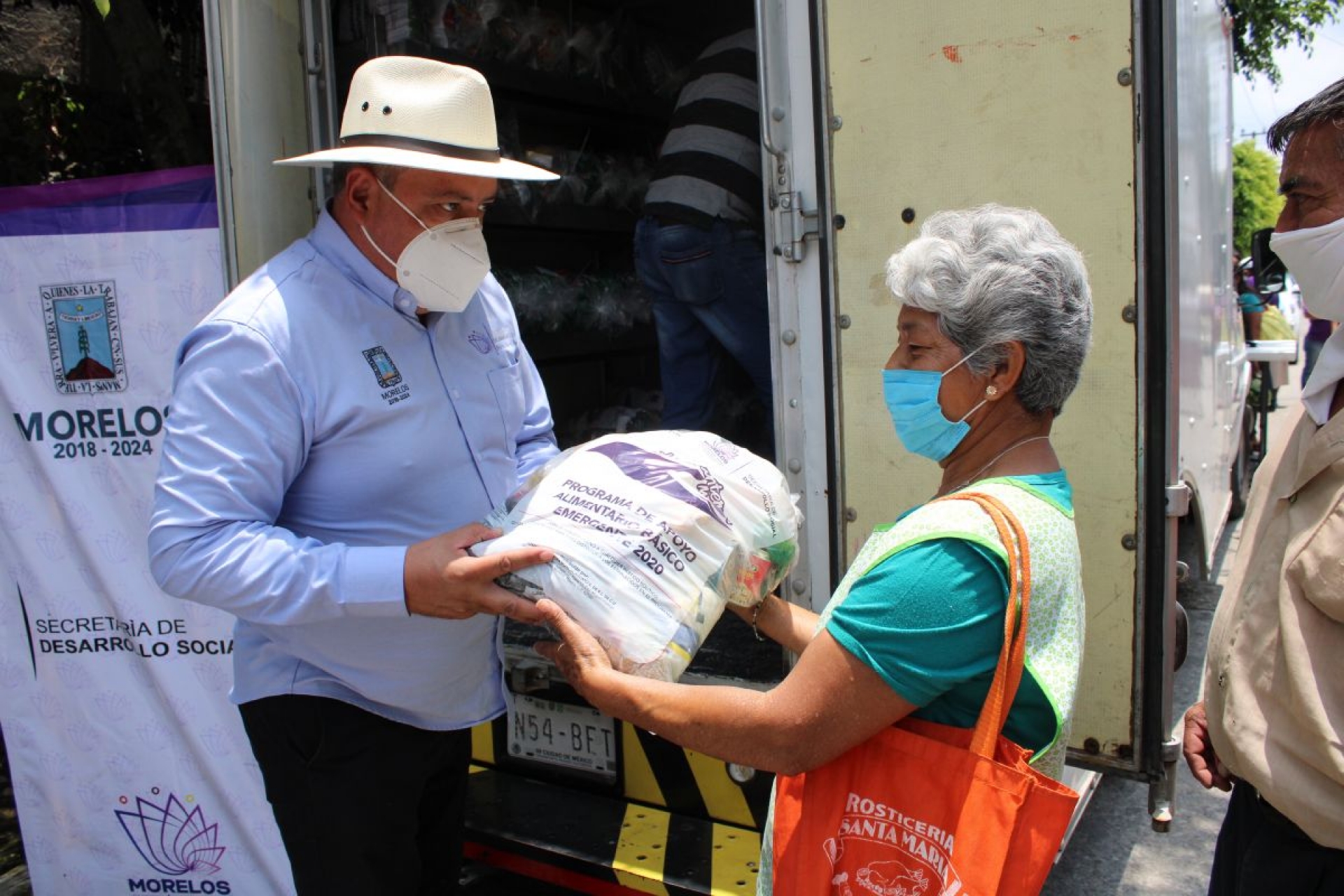 Se entregan más de dos mil despensas en Cuernavaca: Sedeso