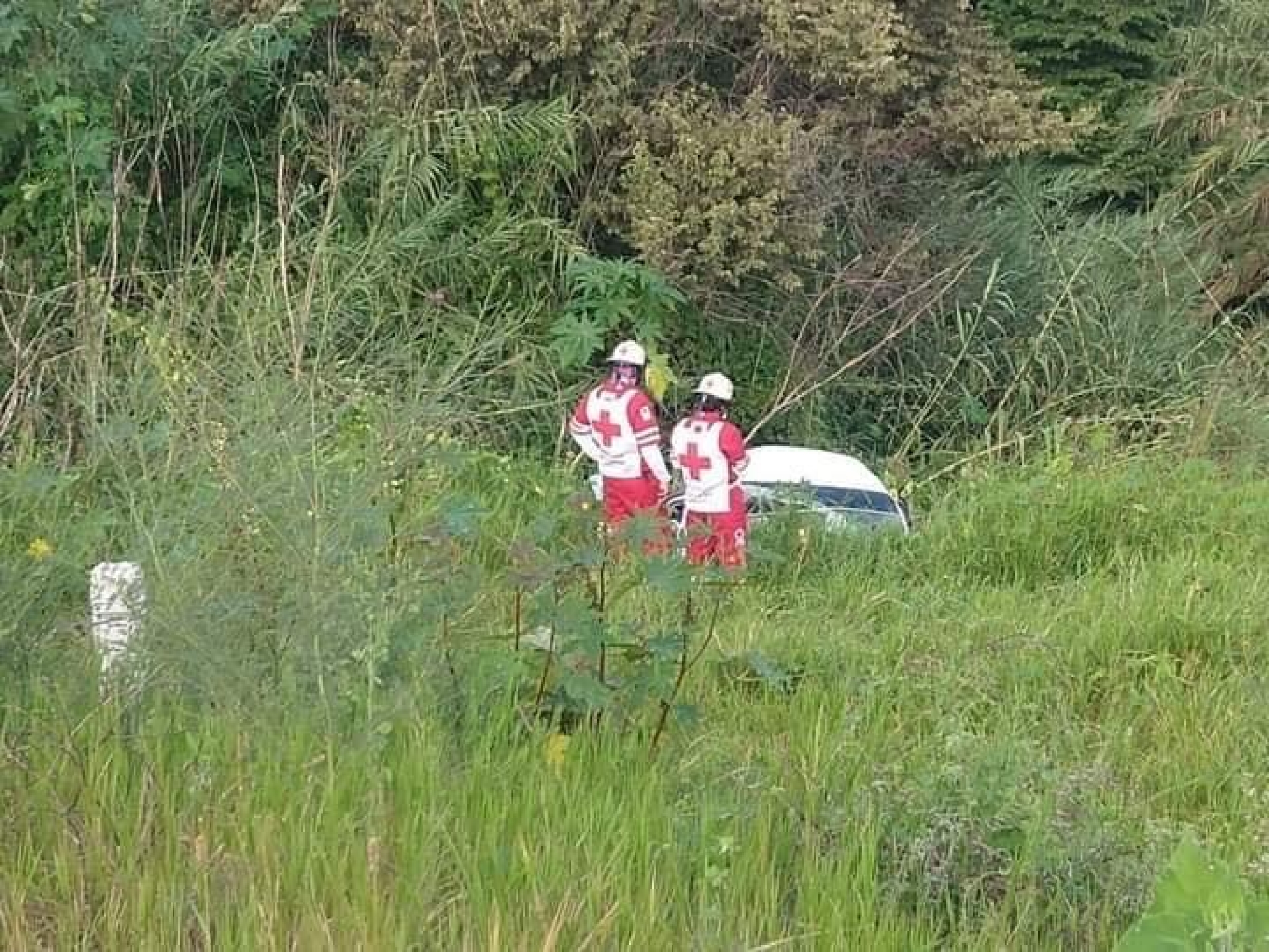 Fallece rutero durante una volcadura