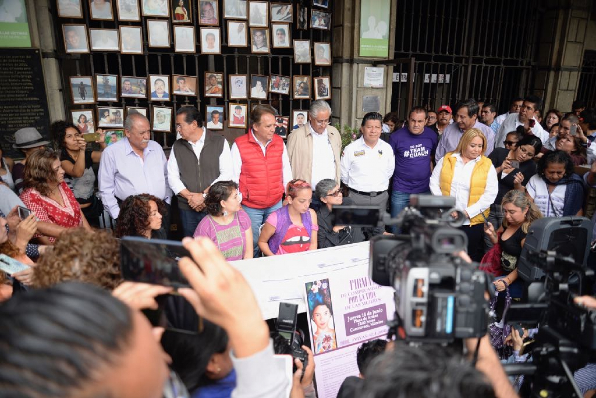 Candidatos a la gubernatura firman compromisos para combatir violencia de género