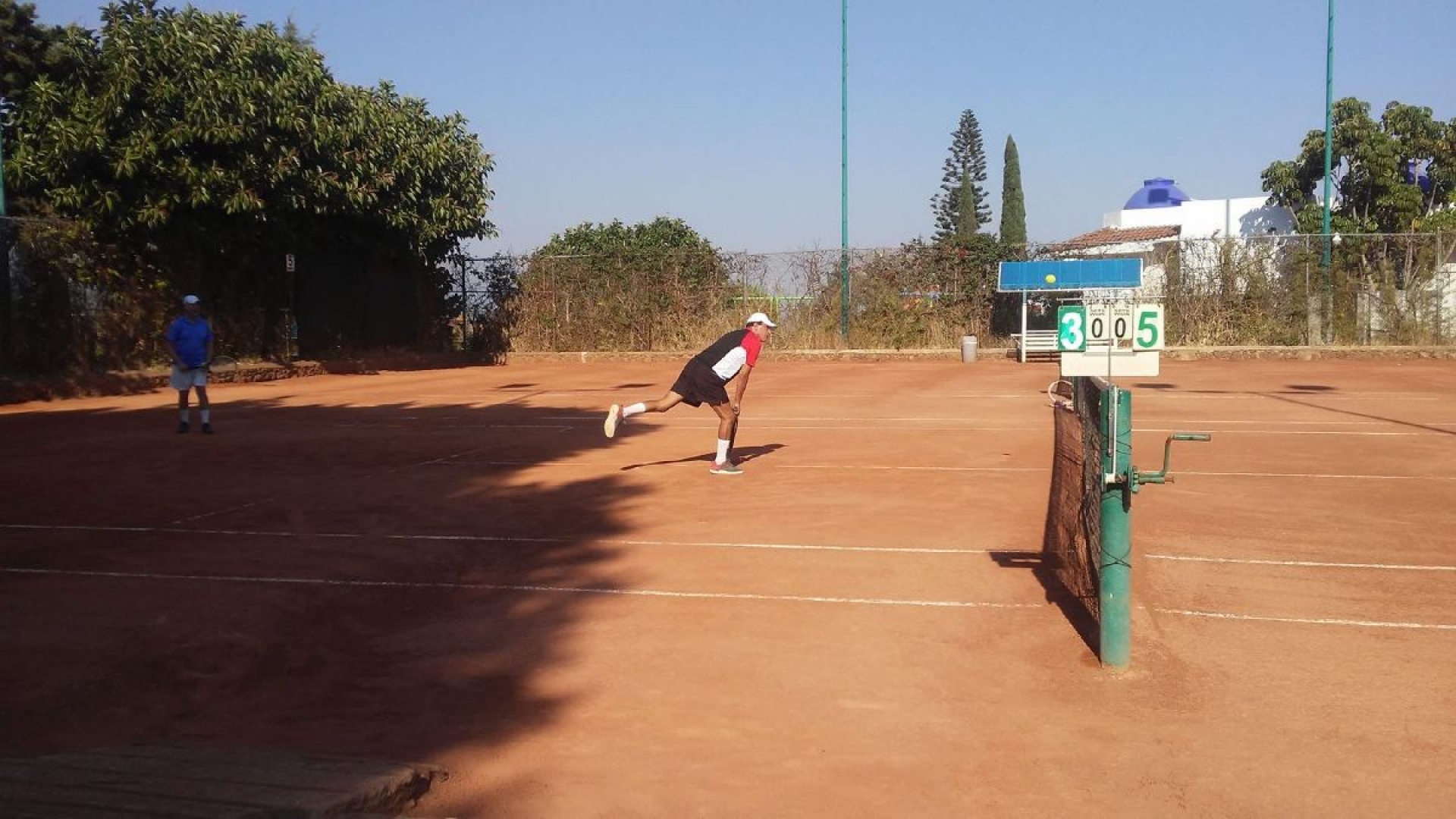 Van por el pase a la final en el Torneo Abierto de Tenis en el Club Villa Internacional