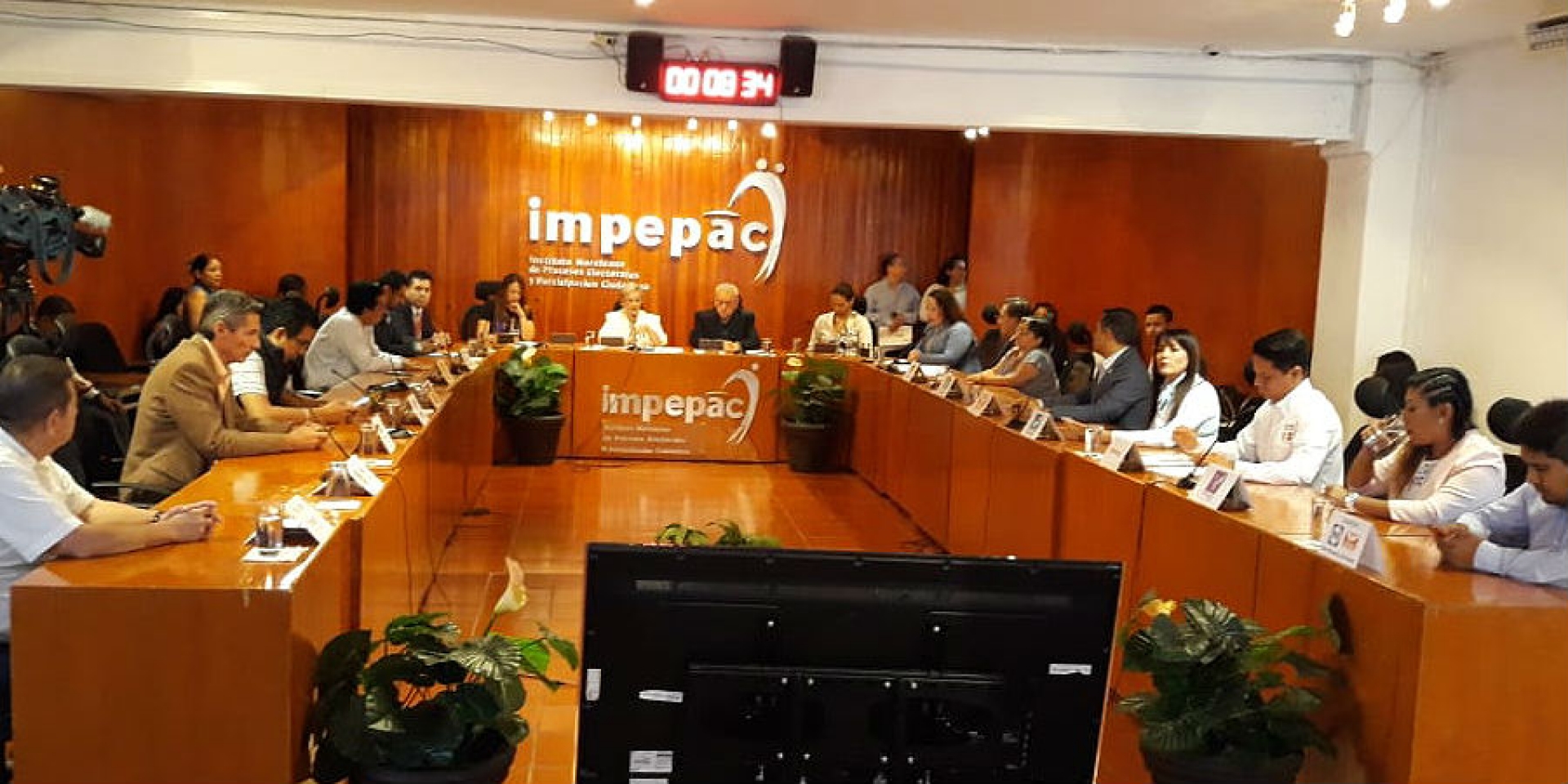 Se lleva a cabo sesión permanente del Consejo Estatal Electoral del Impepac
