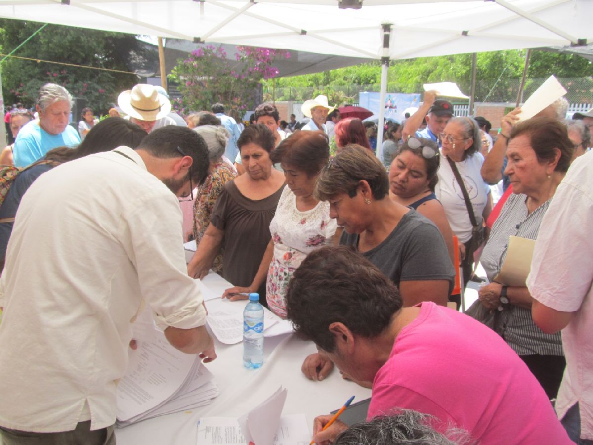 Entrega Conavi las primeras tarjetas para la reconstrucción de viviendas en Jojutla