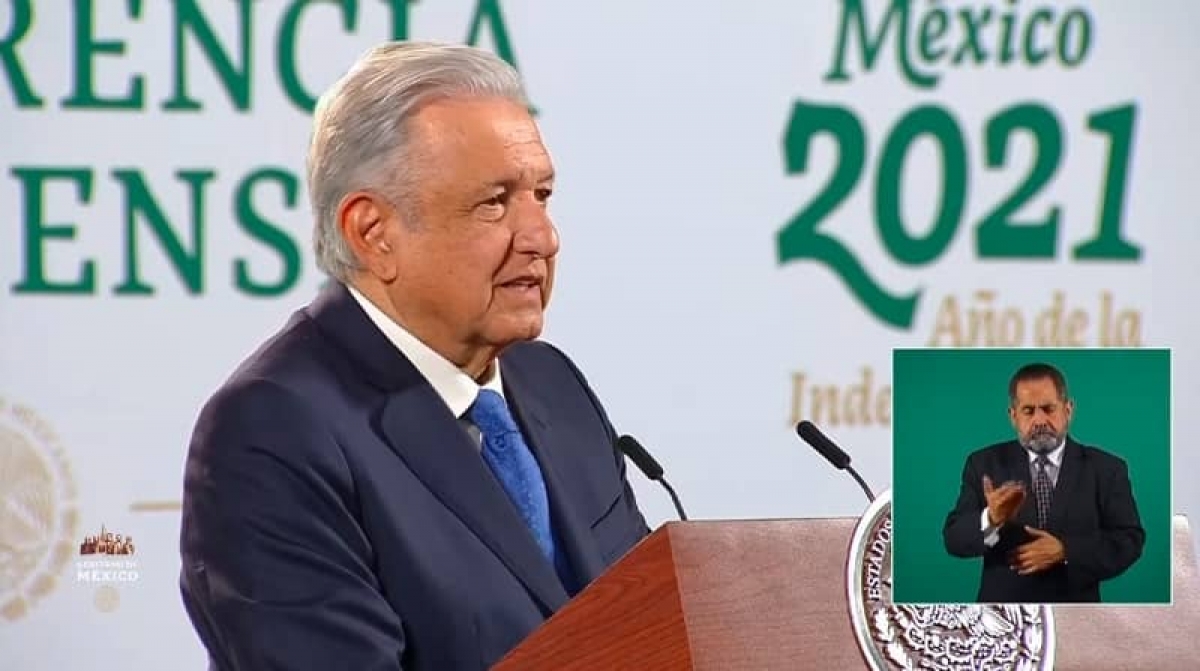 "Es normal que Mariana Rodríguez hable bien de su esposo Samuel García" AMLO