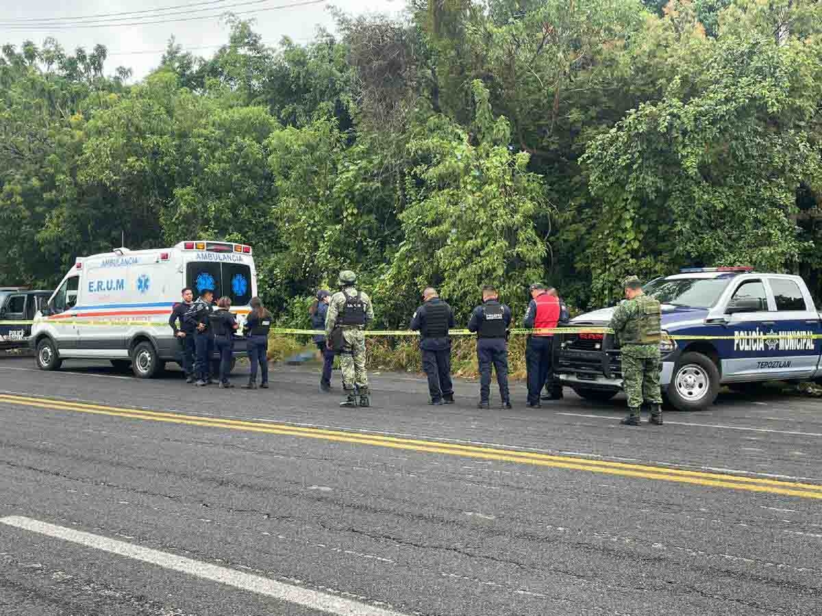 Abandonan un cadáver maniatado en Santa Catarina