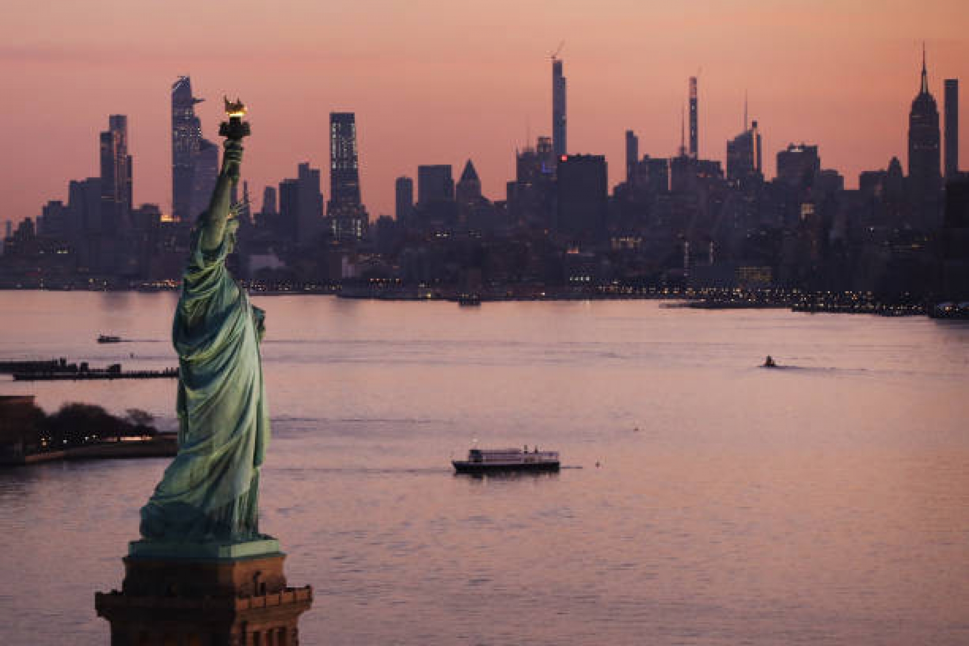 Nueva York cancelará todos los contratos con Donald Trump