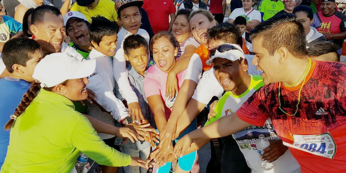 Llevan a cabo la carrera atlética "Jojutla está de pie"