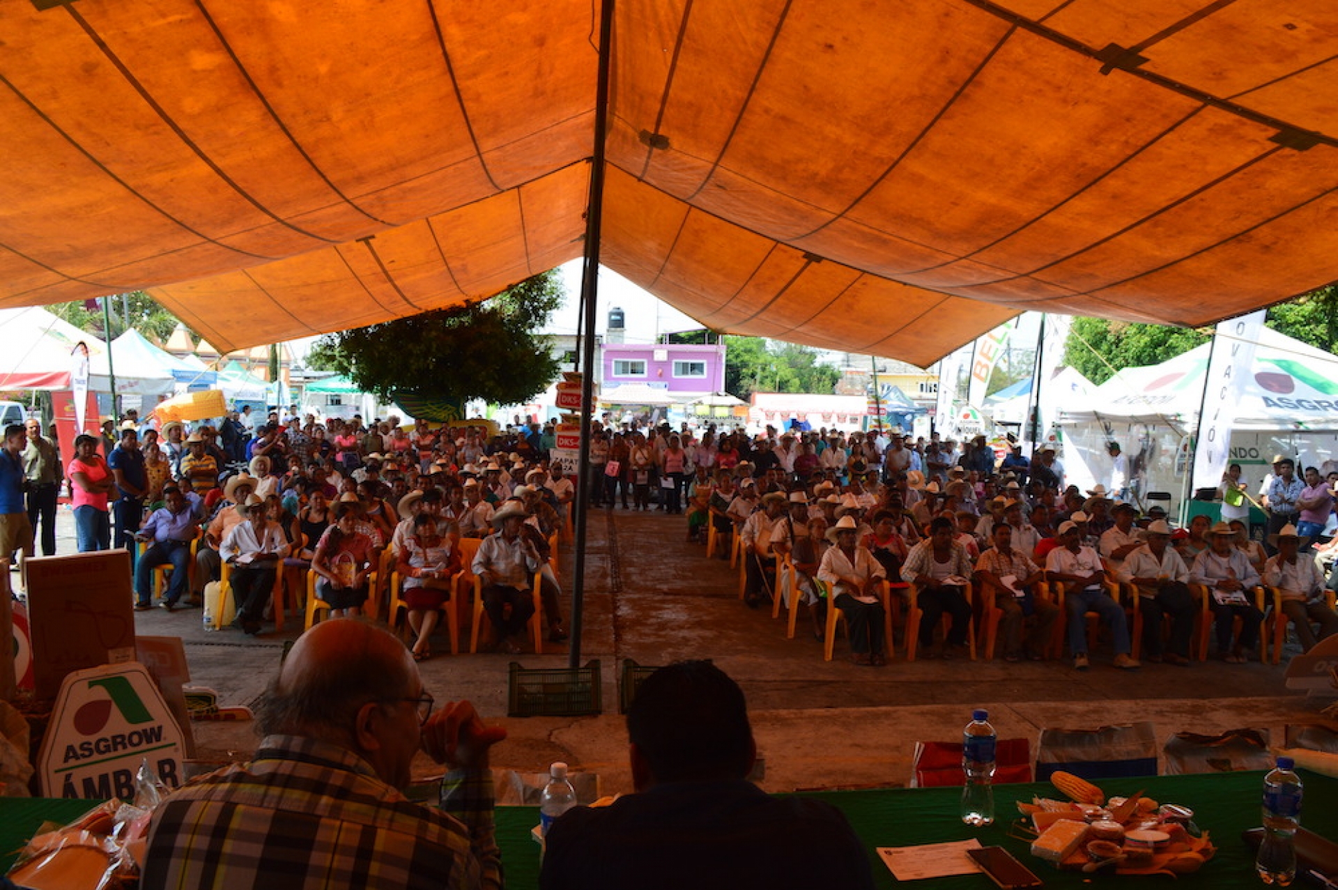 Entregan boletas del programa “Kilo por kilo” en Huazulco