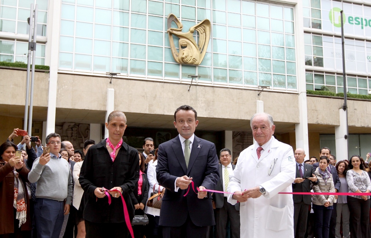 Aumenta IMSS 30% capacidad de detección de cáncer de mama con adquisición de 53 mastógrafos