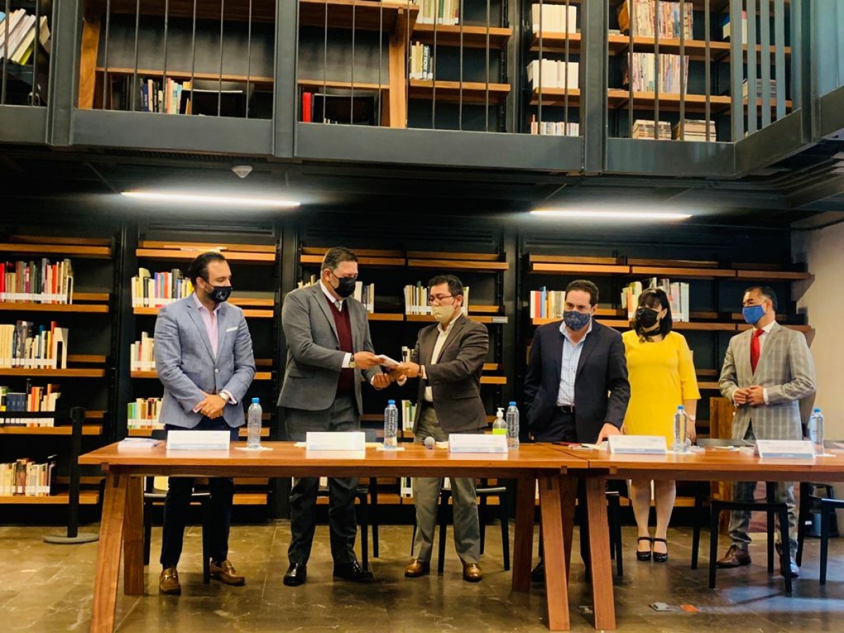 Presenta Escuela Judicial del TSJ libro 'Visiones del nuevo derecho del trabajo'