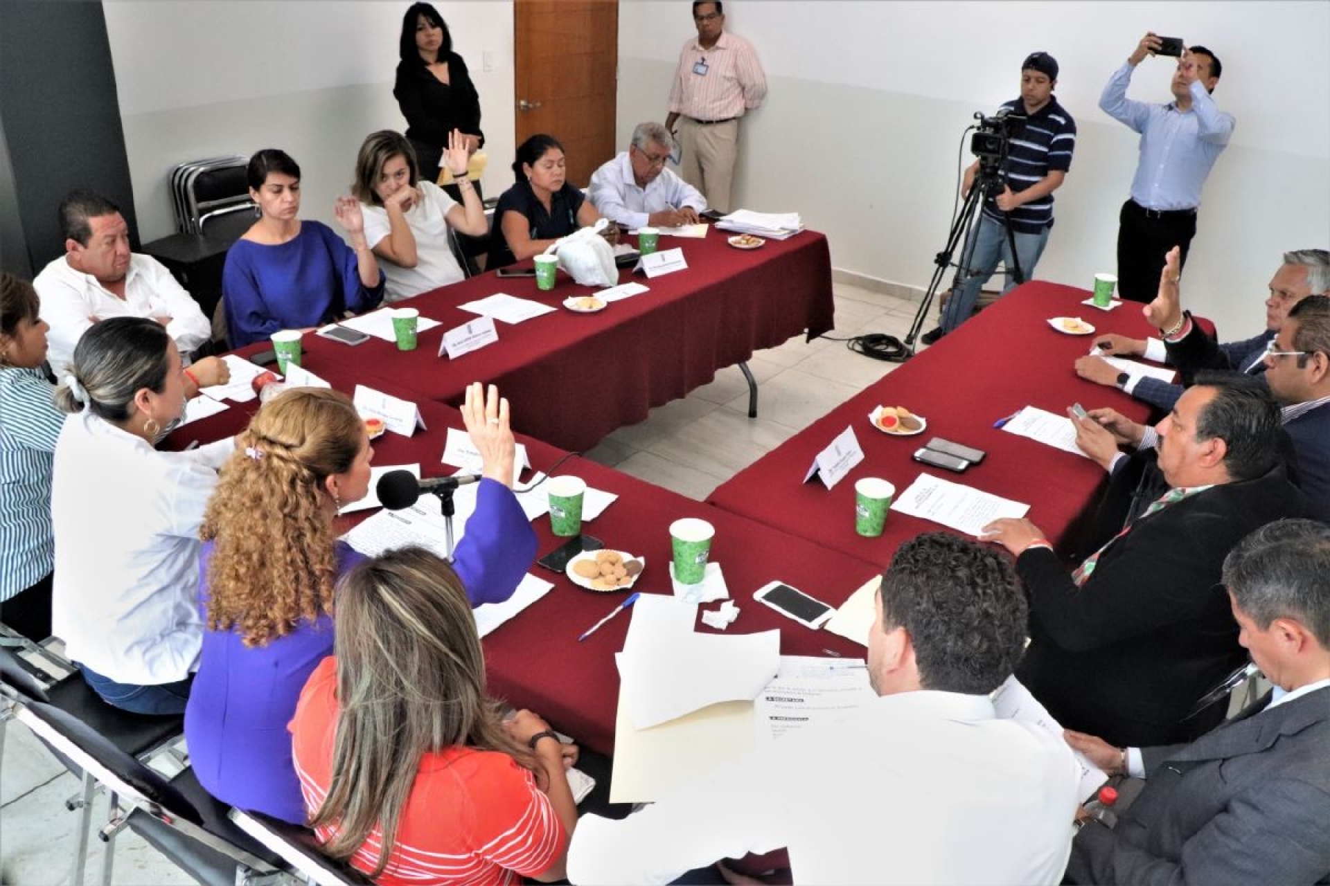 Comisión aprueba dictamen para reasignar más recursos al TSJ