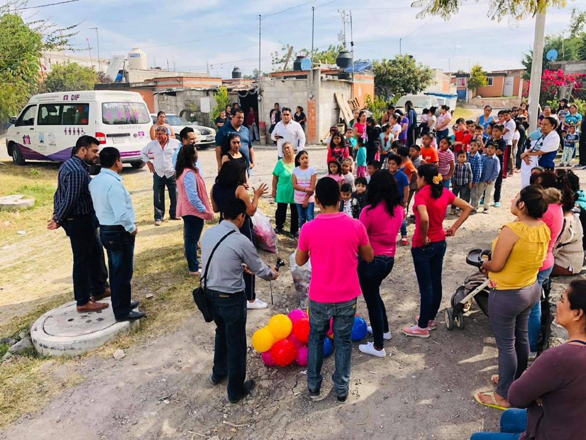 Inicia entrega de juguetes en Yecapixtla por el Día de Reyes