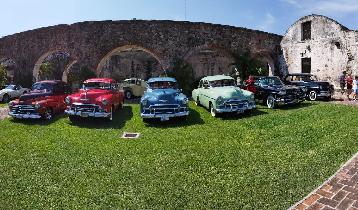 Se exhibieron más de 400 autos