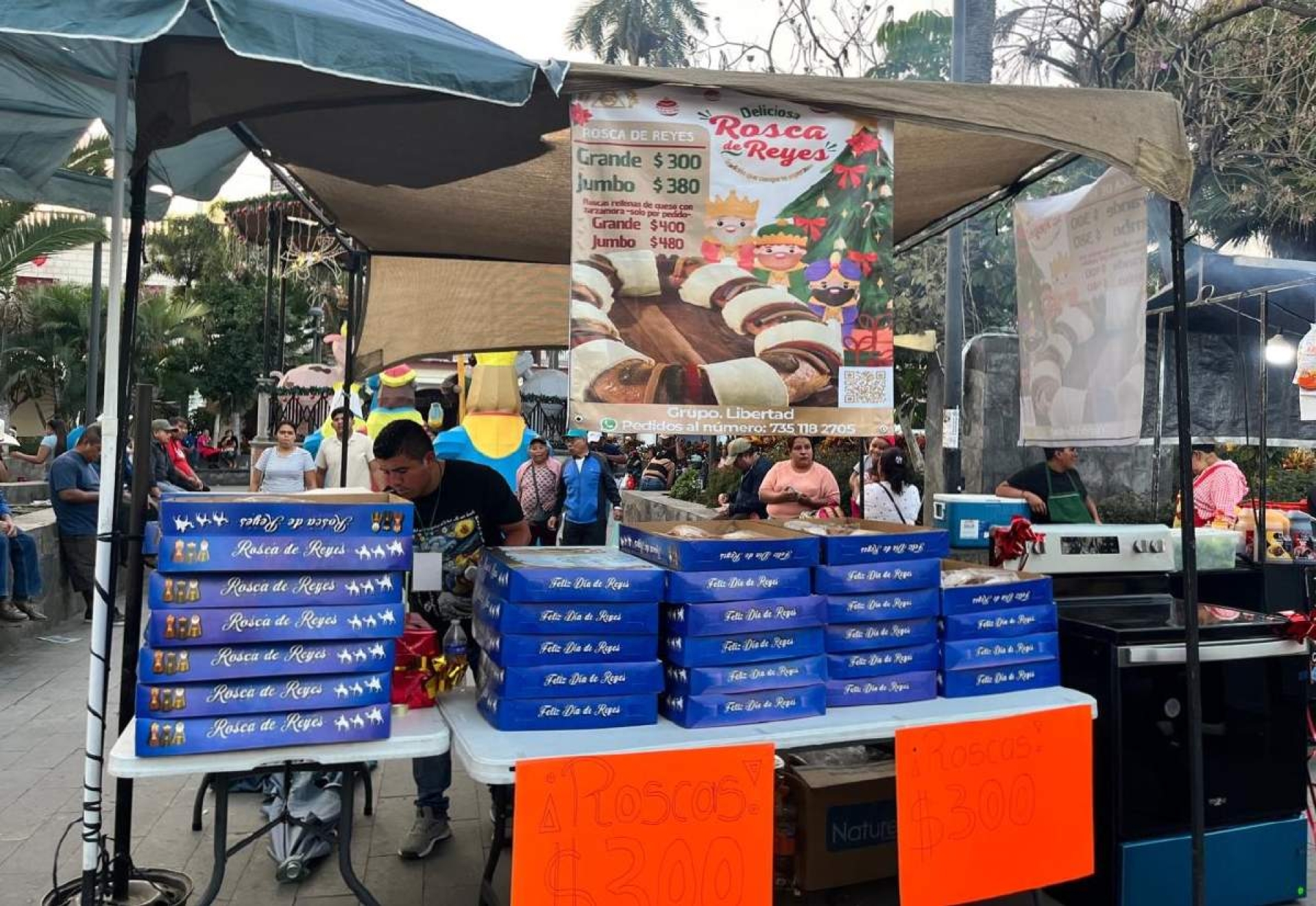 Impulsan rehabilitación de jóvenes en Cuautla mediante venta de Roscas de Reyes