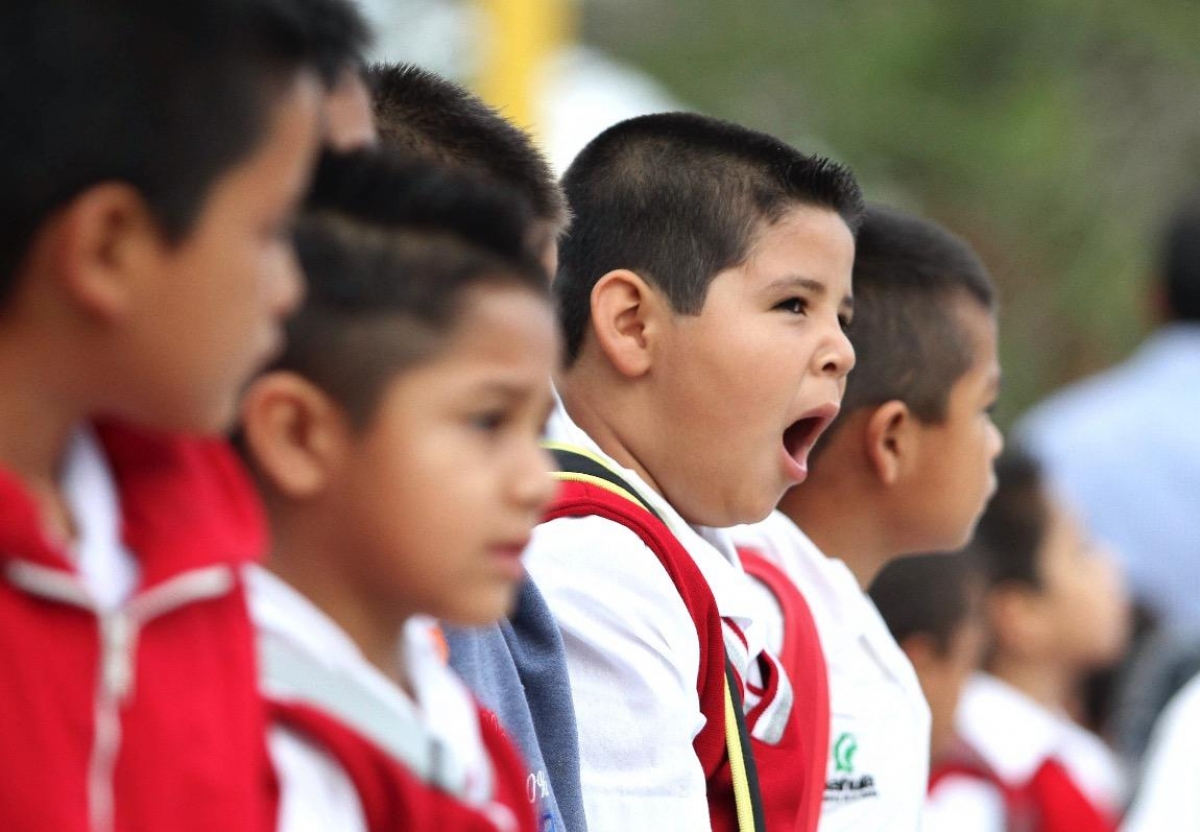 Regresan a clases más de 400 mil estudiantes de nivel básico