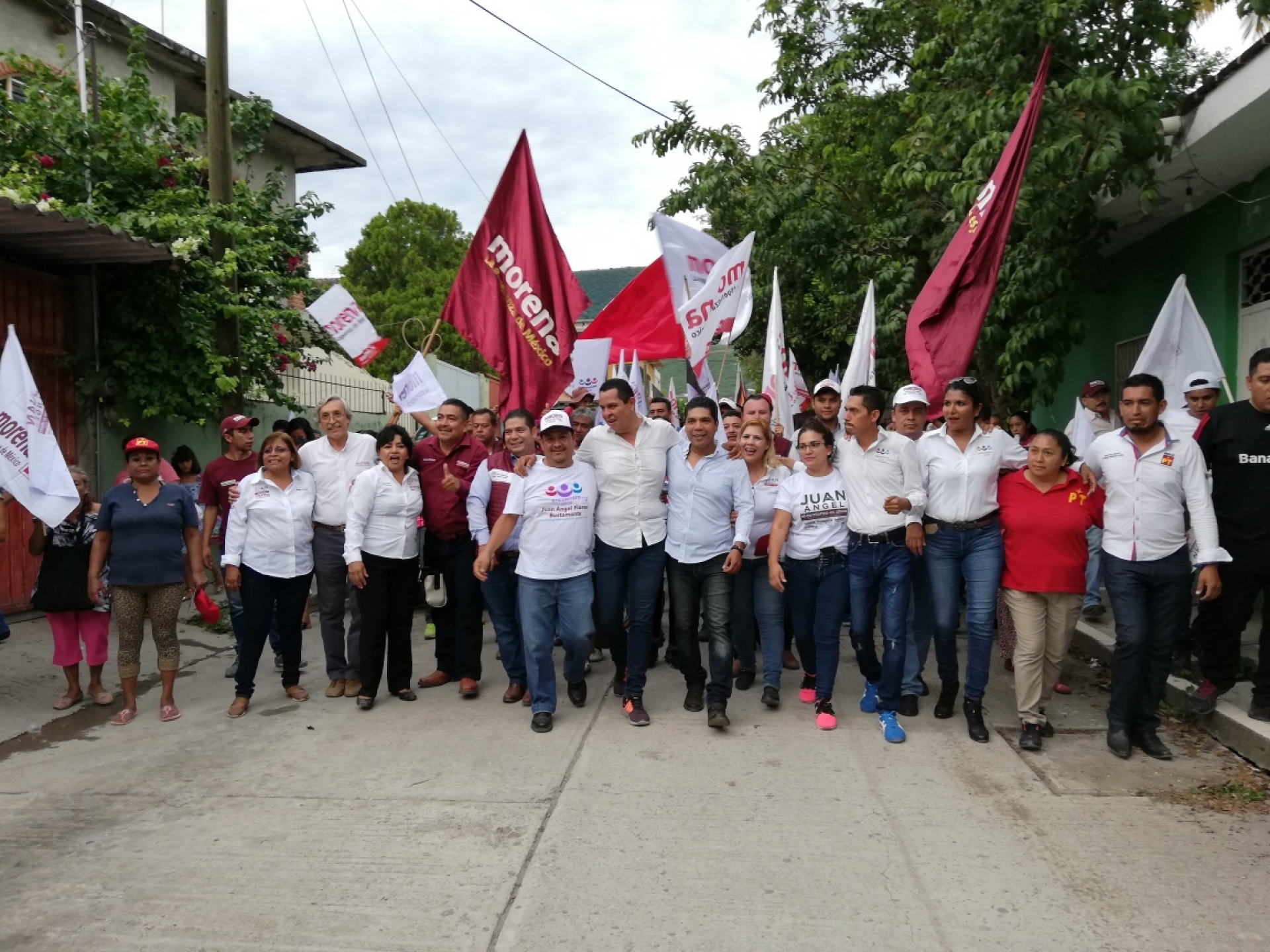 Cierra Juan Ángel Flores campaña en la comunidad de El Higuerón