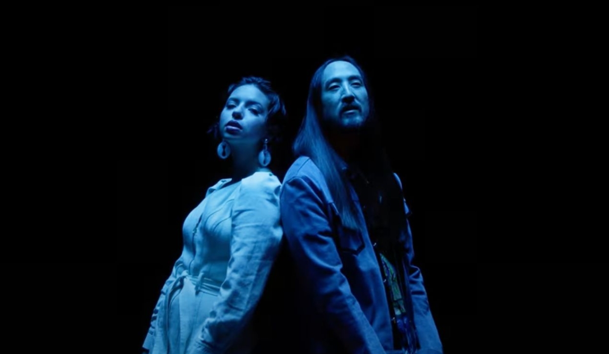 Ángela Aguilar estrena colaboración con Steve Aoki