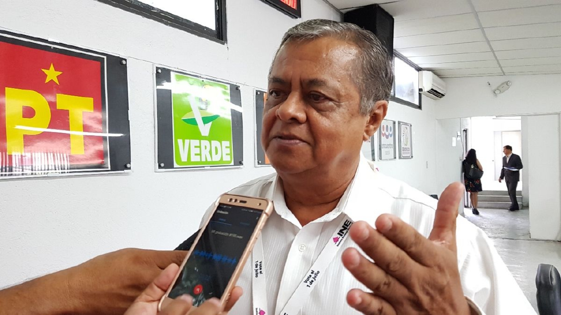 Reinicia INE campaña de credencialización