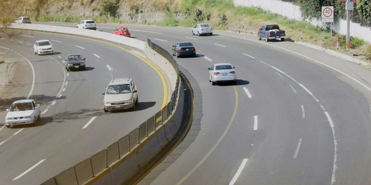 Burocratismo en casetas anula paso libre a quienes transportan ayuda
