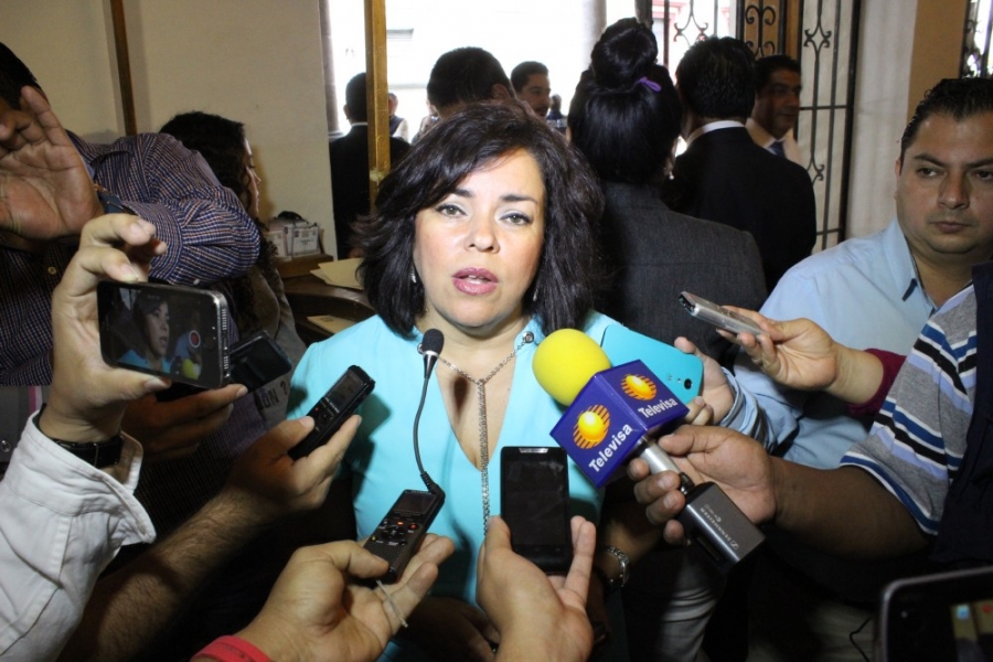 La mayoría de las mujeres encarceladas cometió un delito azuzada por un hombre: Lara Chávez