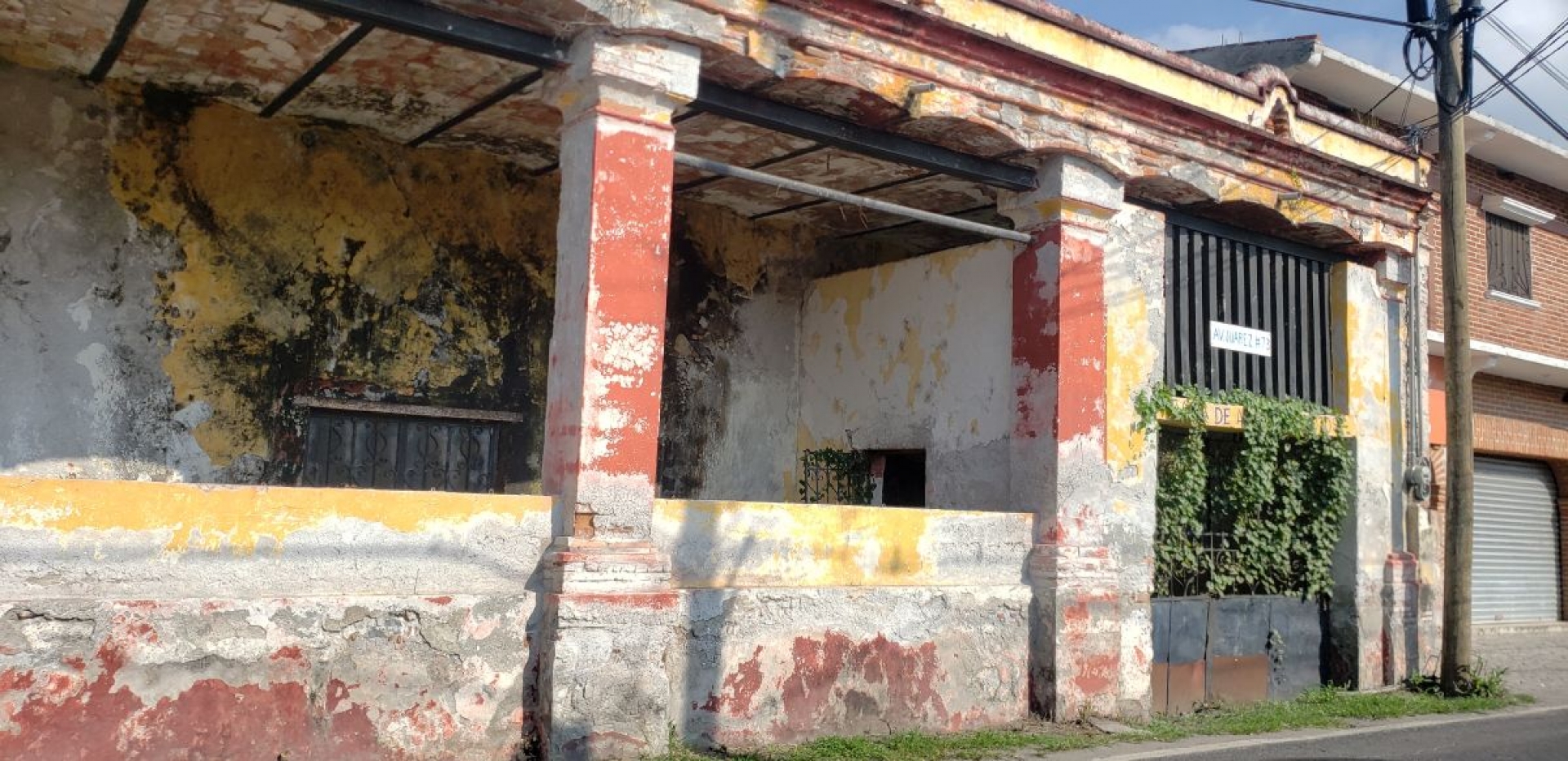 Abandonada, la Casa de Artes y Oficios de Tetecala