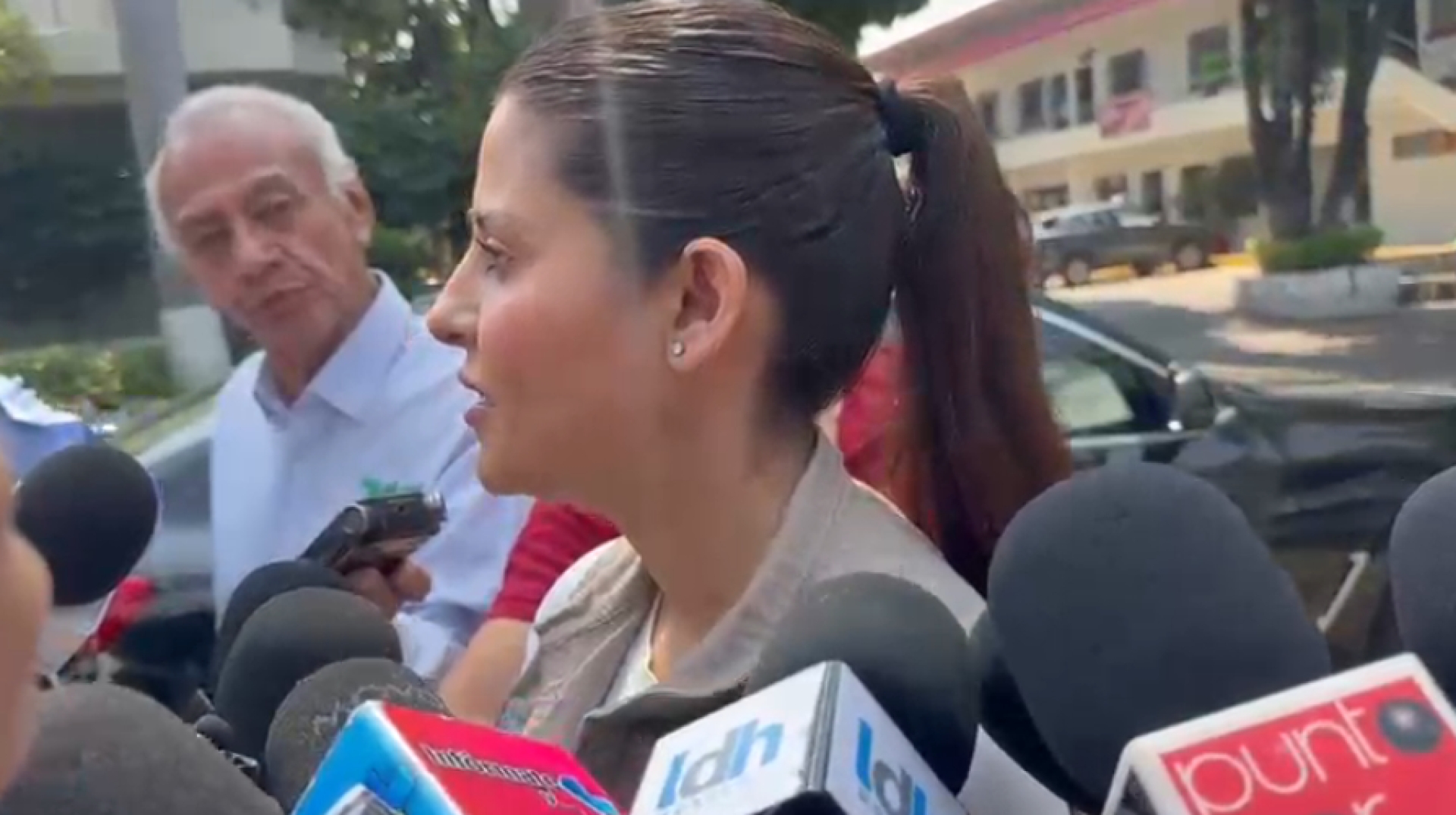 Anticipa síndica de Cuernavaca cambios en área administrativa del SAPAC