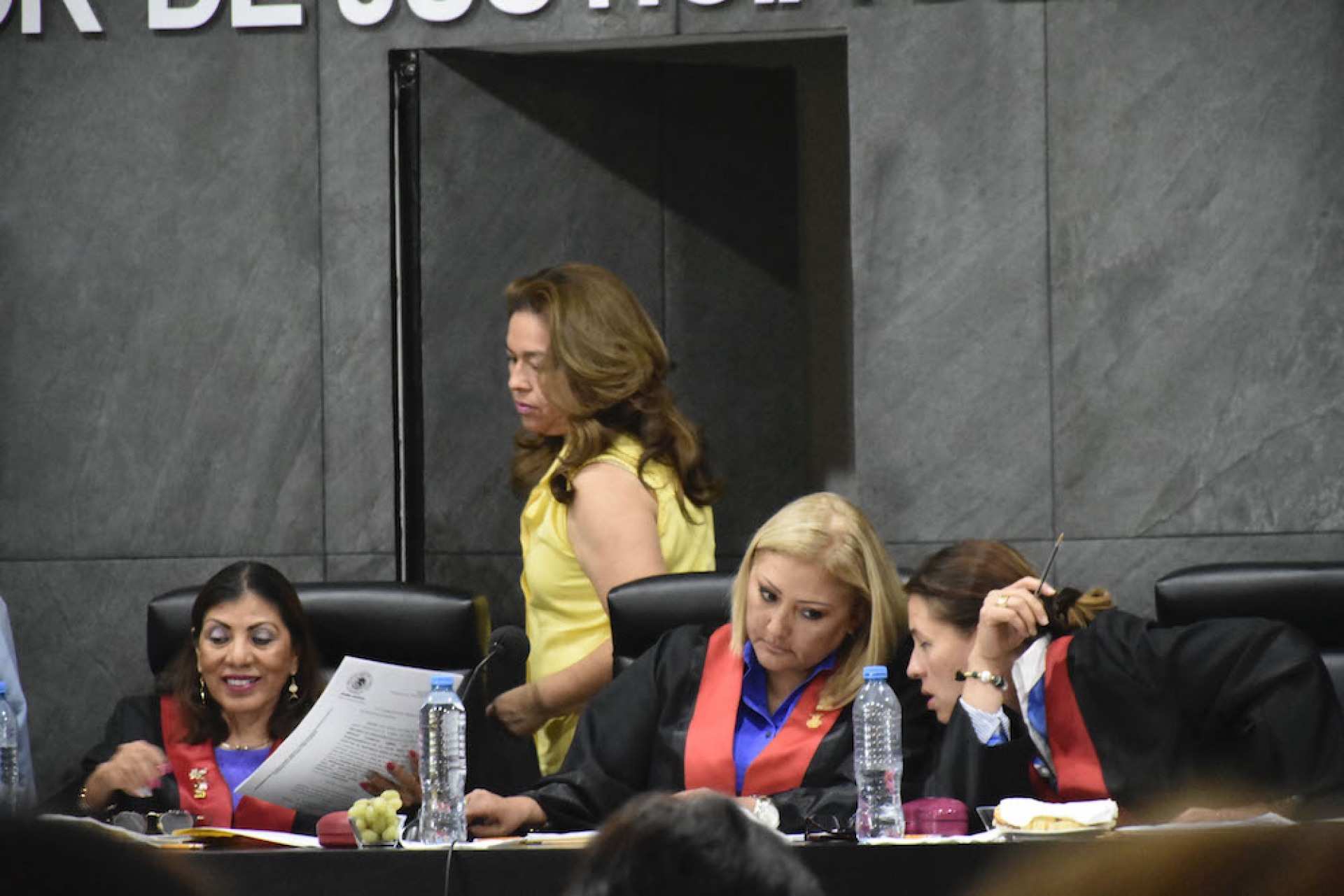 Sesiona Pleno de TSJ sin disidencia