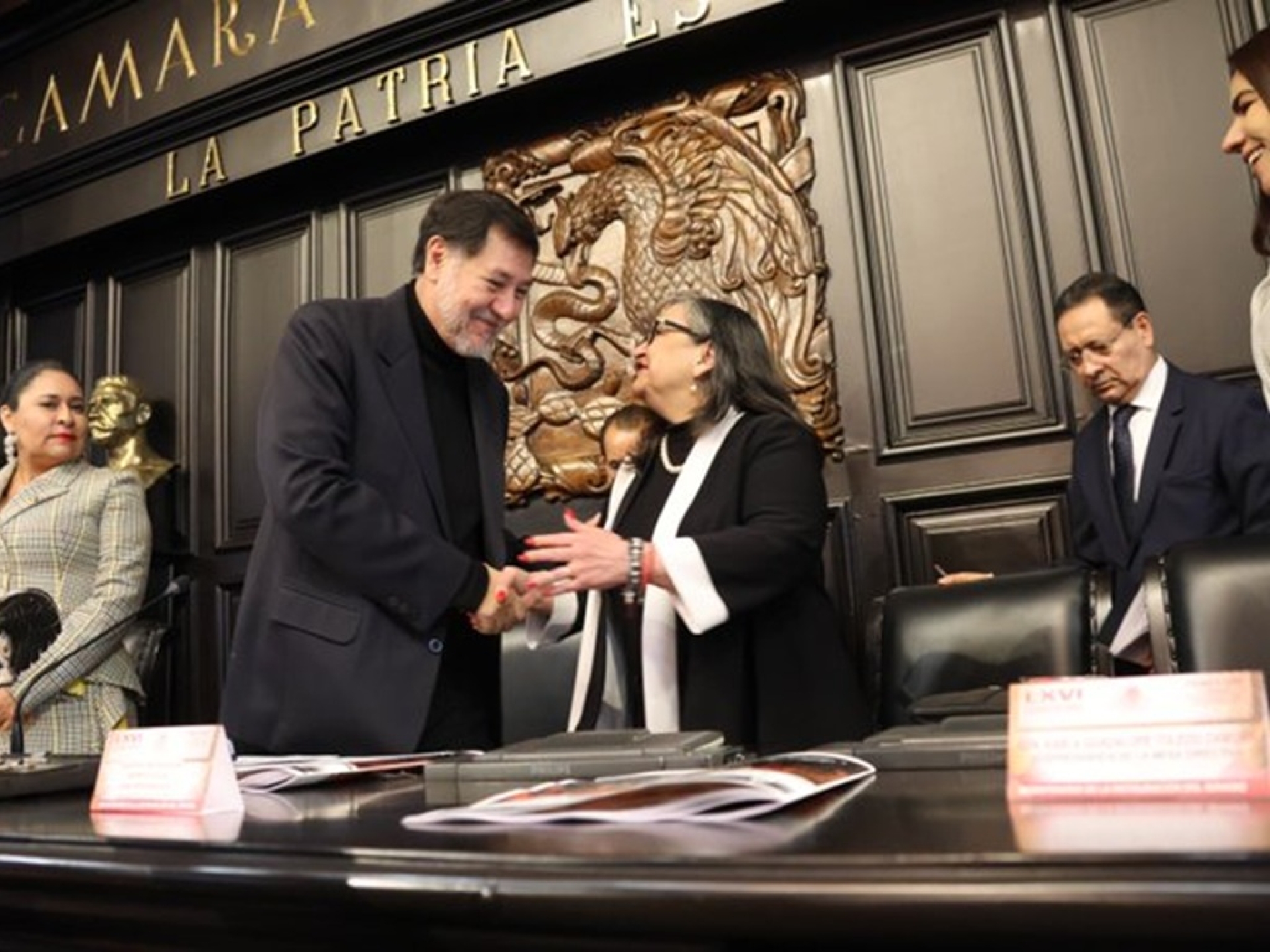 Fernández Noroña y ministra Piña acuerdan ‘mantener el diálogo’