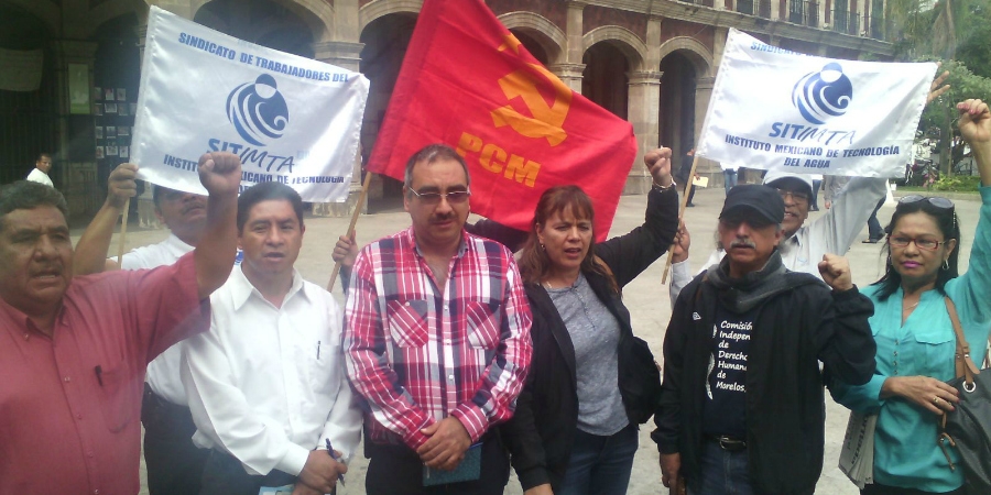 Abogados de las 22 normalistas de Michoacán recluidas en Morelos denuncian violaciones al proceso
