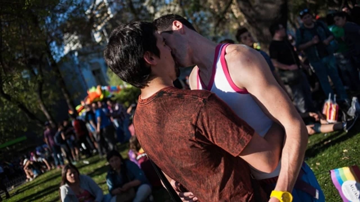 Senado de Chile aprueba matrimonio igualitario