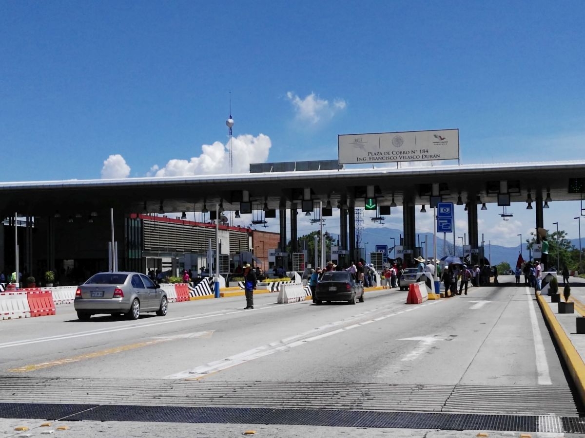 Critican empresarios incremento de peaje en caseta de Ahuehuetzingo