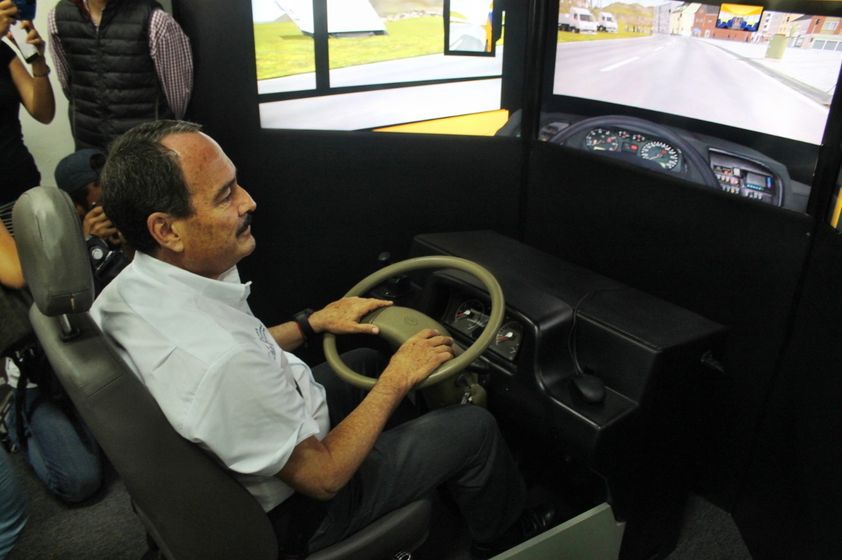 Taxistas y ruteros deberán pagar y recibir cursos de capacitación