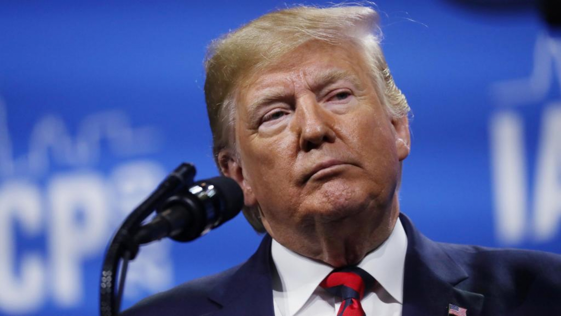 Trump dice que no ha acordado revertir los aranceles a China