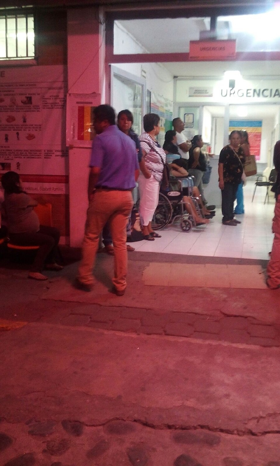Denuncian mal servicio en área de urgencias del hospital de Tetecala