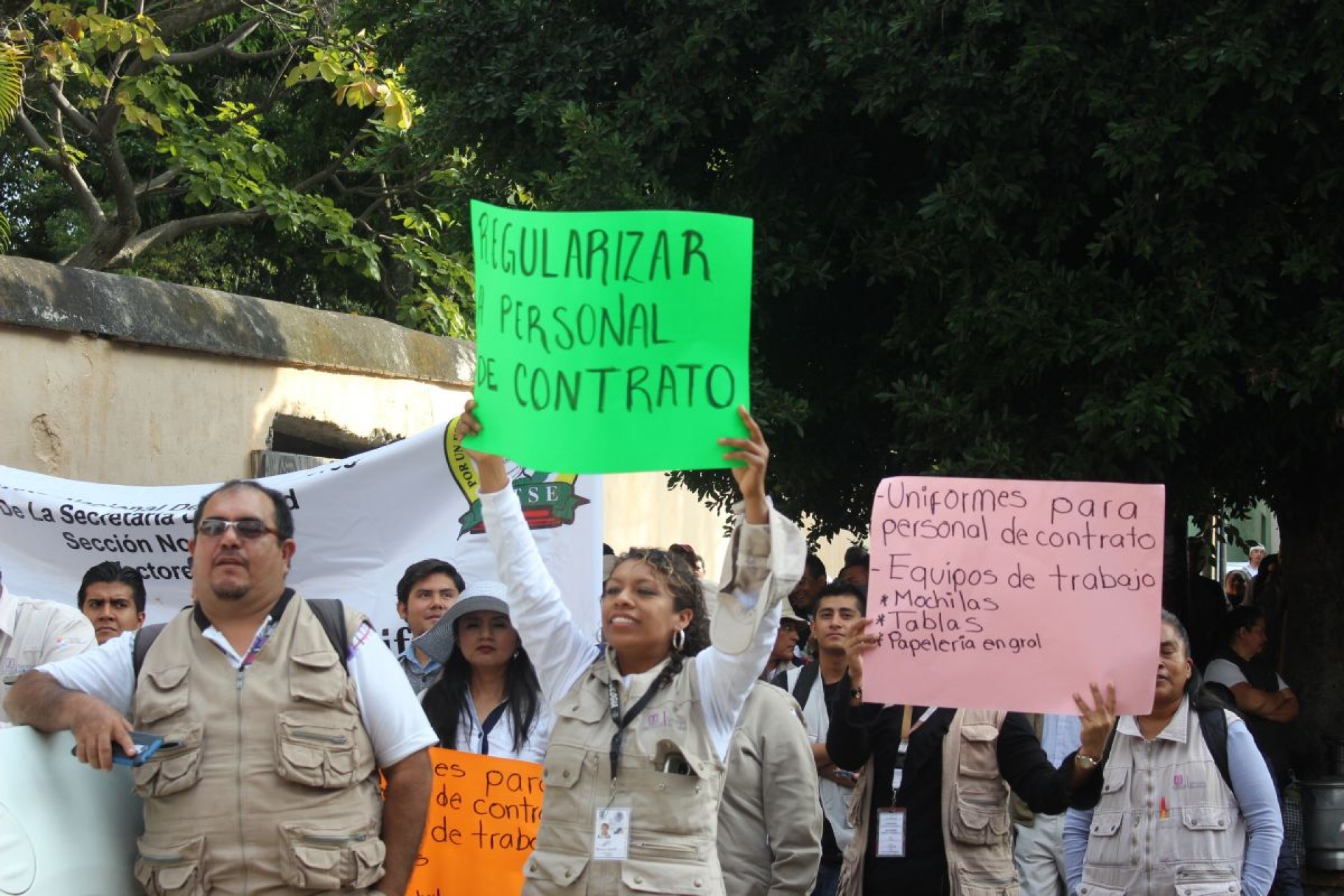 Trabajadores de programa de vectores protestan por falta de insumos