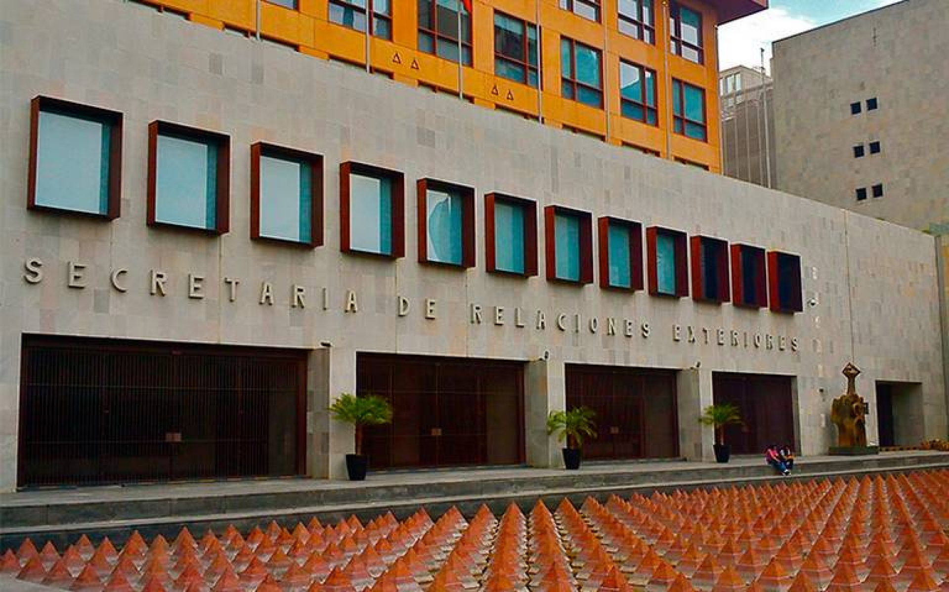 México rechaza que Perú declare persona non grata a Claudia Sheinbaum