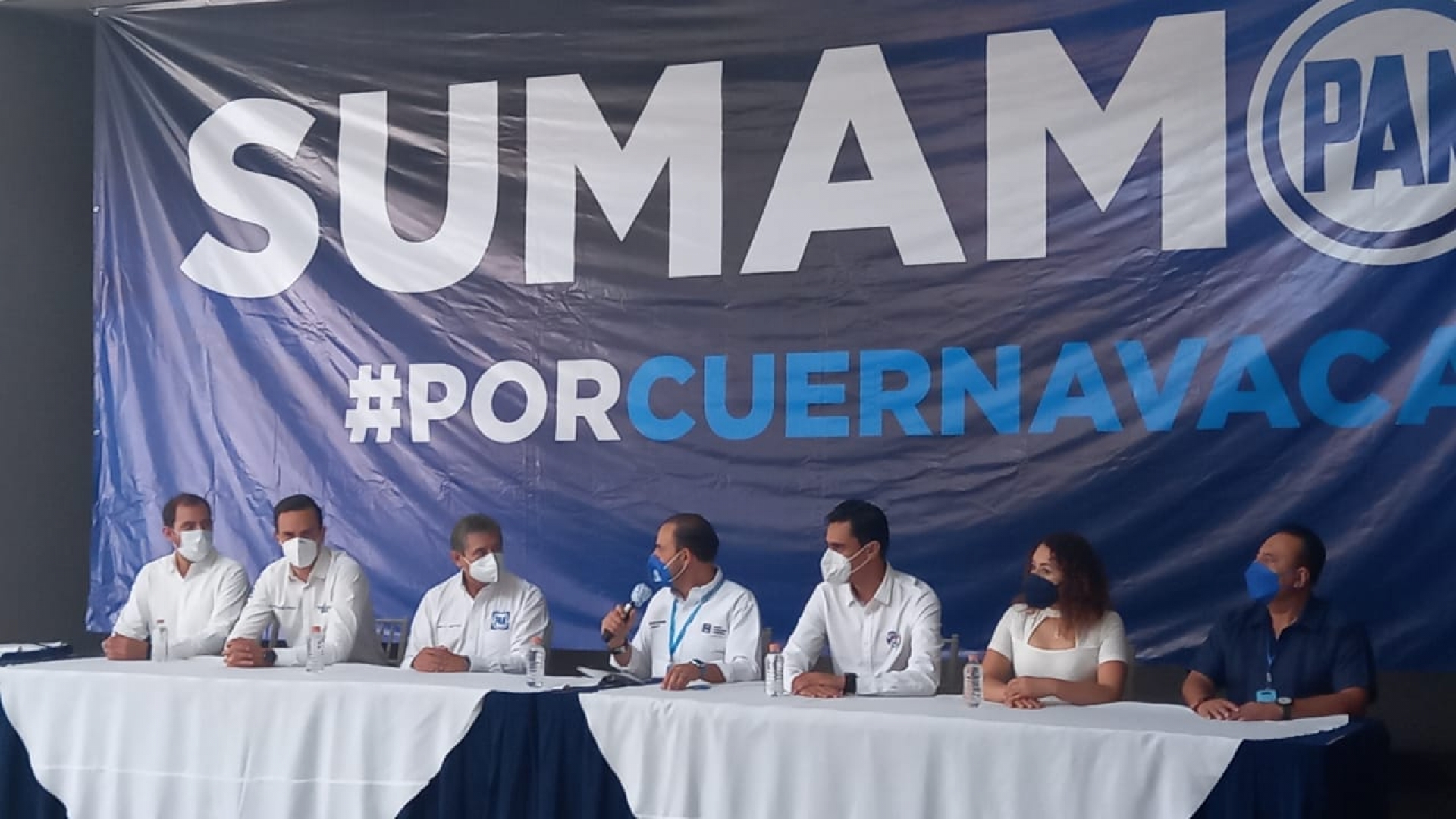 Se registra ante Impepac José Luis Urióstegui como candidato a la alcaldía de Cuernavaca