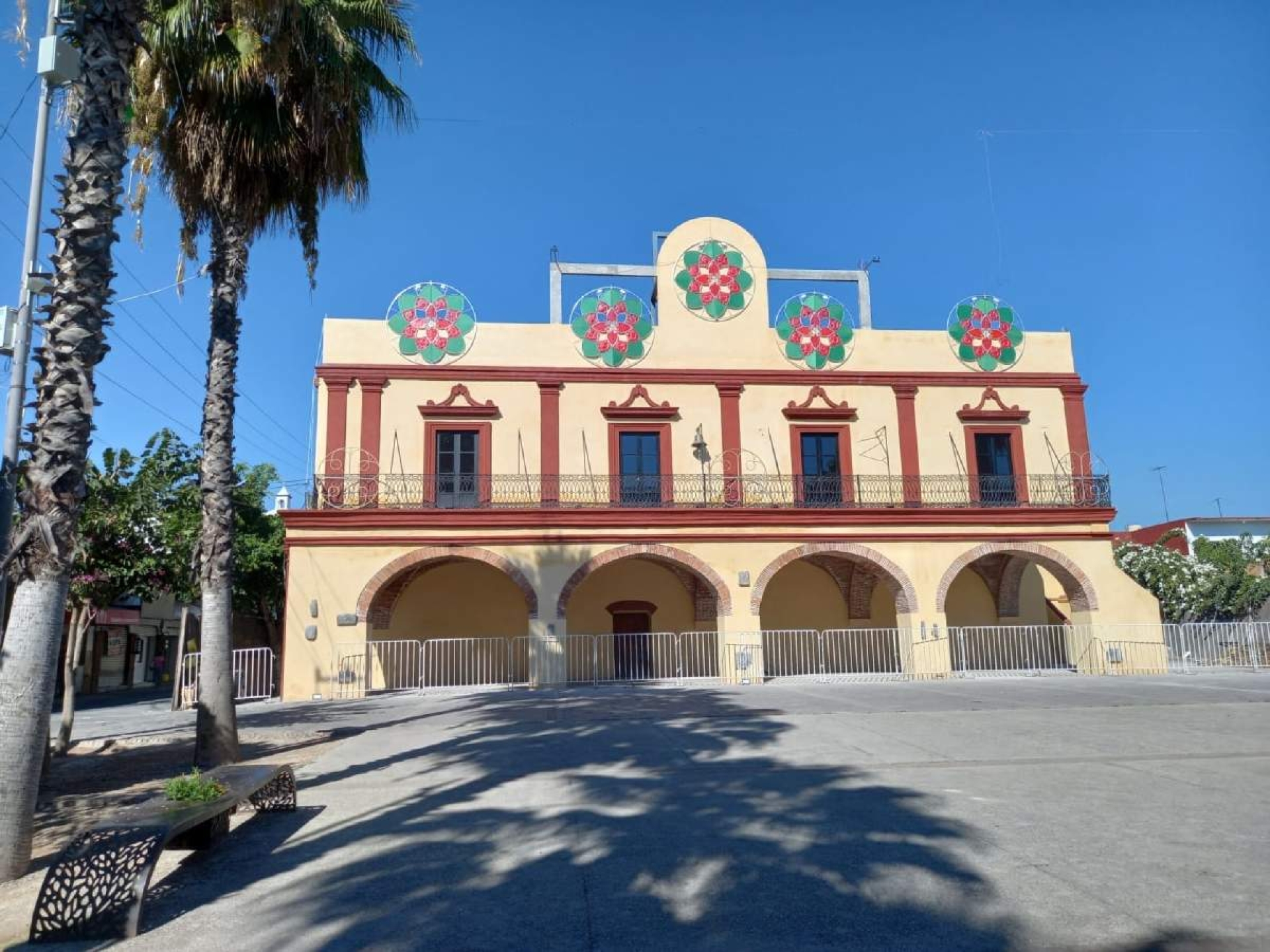 Avanza rehabilitación de la presidencia municipal de Jojutla