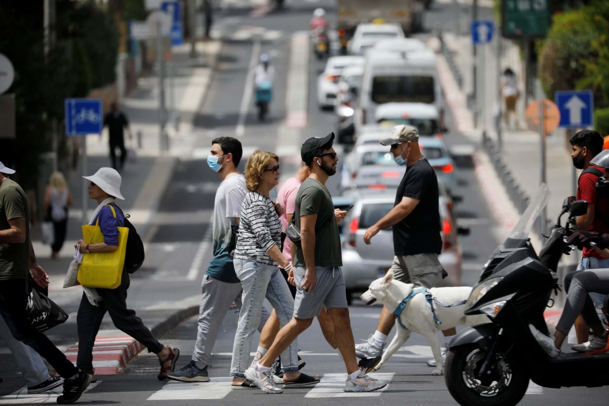 Israel vuelve a hacer obligatorio el uso de cubrebocas