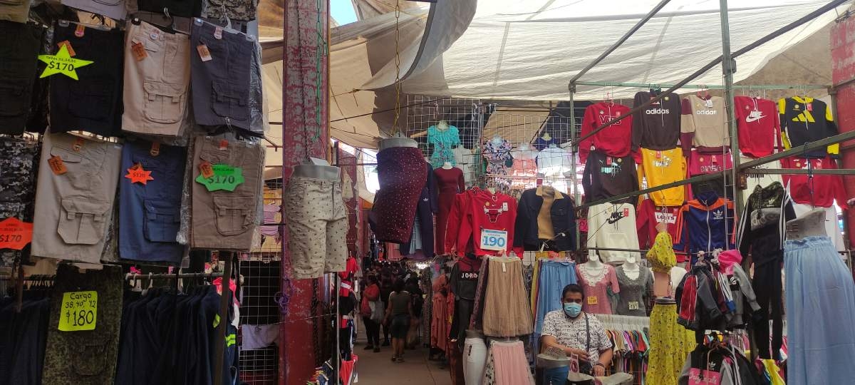 Crece actividad en el tianguis de Temixco