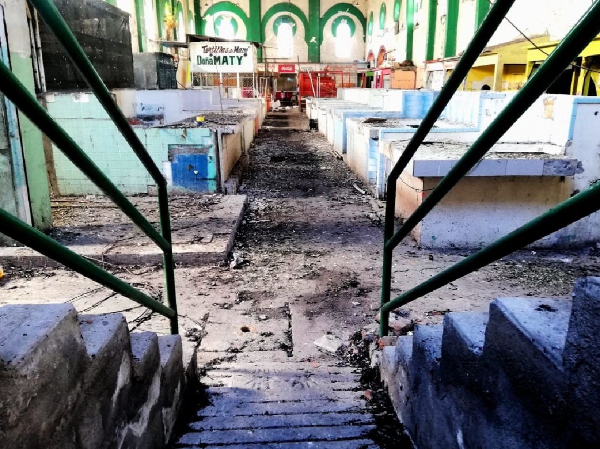 Alistan primera etapa de rehabilitación del mercado municipal de Zacatepec