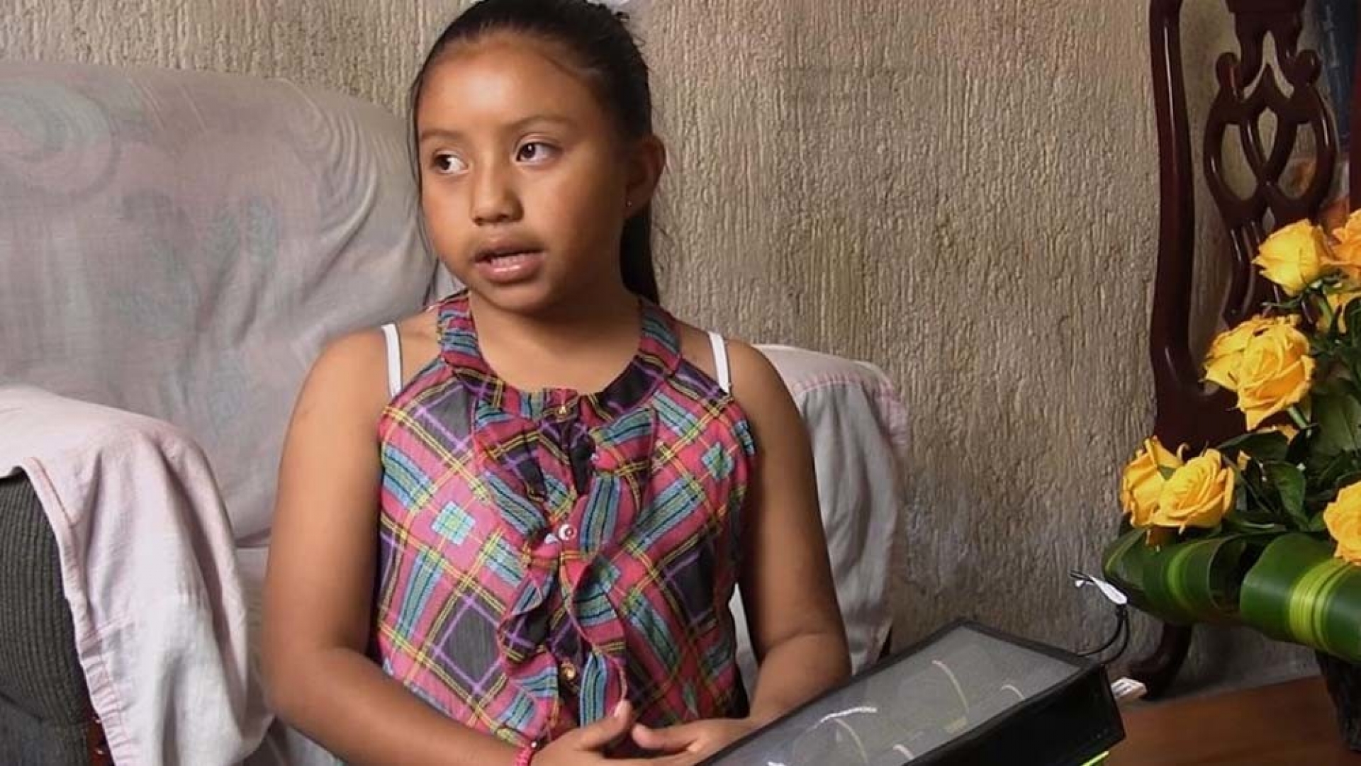 Una niña recibe el primer lugar en el premio de Ciencia Nuclear de la UNAM al crear su propio calentador de agua