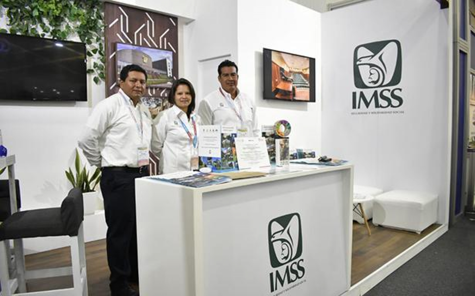 Reconocen al centro vacacional IMSS Oaxtepec como mejor producto de turismo social